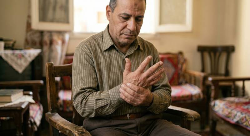 Rheumatoid Arthritis: What You Need to Know from Symptoms to Treatment