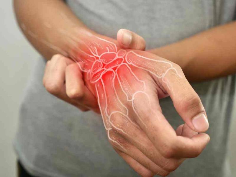 What Is Rheumatoid Arthritis, Its Symptoms, and Treatment